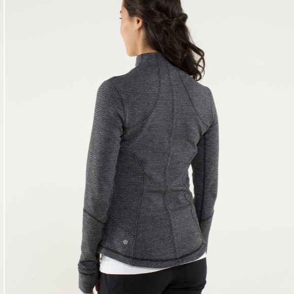 Lululemon Forme Jacket II *Textured - Picture 4 of 15